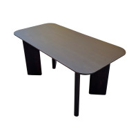 Designer Ovaltisch Bled – ein eleganter ovaler Tisch aus Natureiche: eine Kombination aus Form, Funktion und Stil